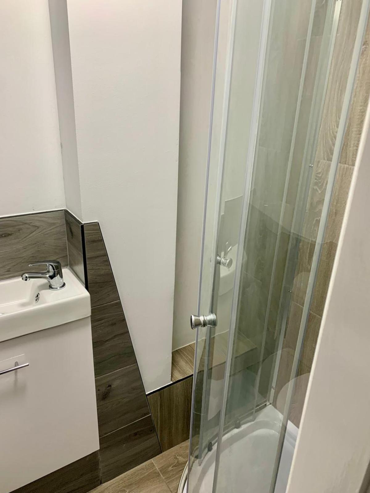M4M Rooms- Ng8 5Np Room 1 Nottingham Zewnętrze zdjęcie